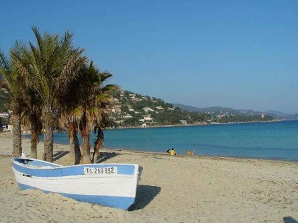 Apartment Studio Lumineux Avec Terrasse Et Garage, 4 Couchages, Proche Plage Au Lavandou - Fr-1-251-409 Le Lavandou
